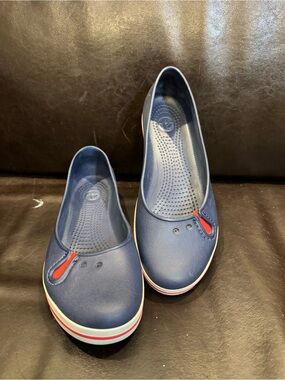 CROCS Navy Slip-On Ballet Flats with Red Accent
